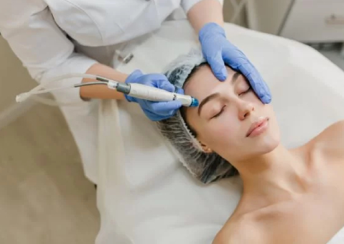 Hydra Facial